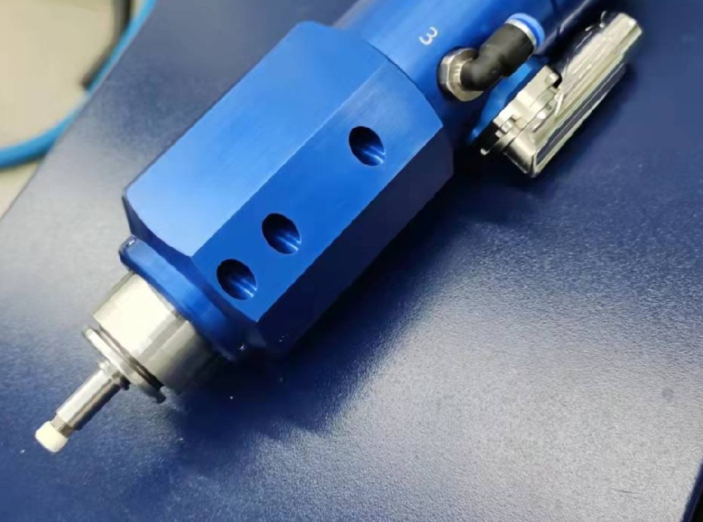 What are the advantages of the spindle of the milling cutter slitting machine?